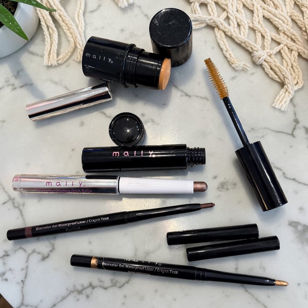 Mally Beauty Makeup Bundle X5 Waterproof Eyeliner Eyeshadow Stick Concealer Tan